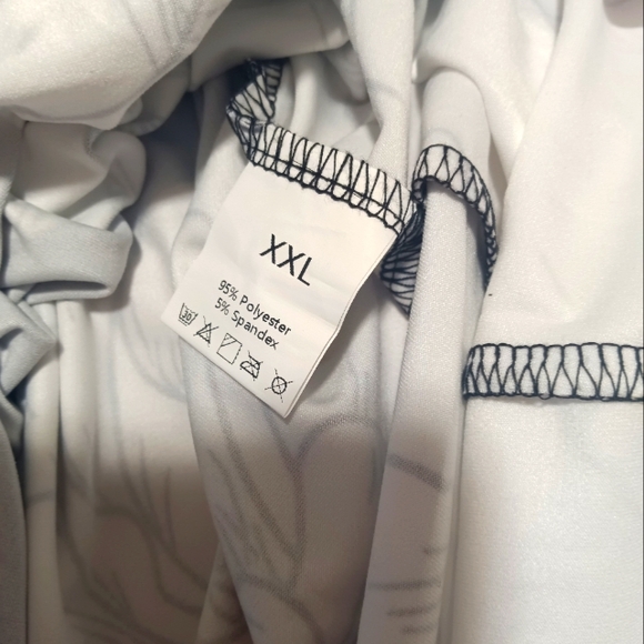 A's Floral Print Pencil Skirt Size XXL - Picture 3 of 3